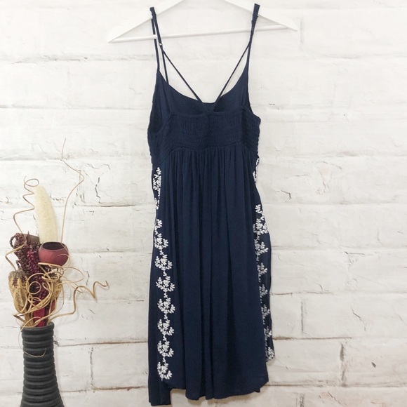 Blue Floral Dress - Picture 5 of 7